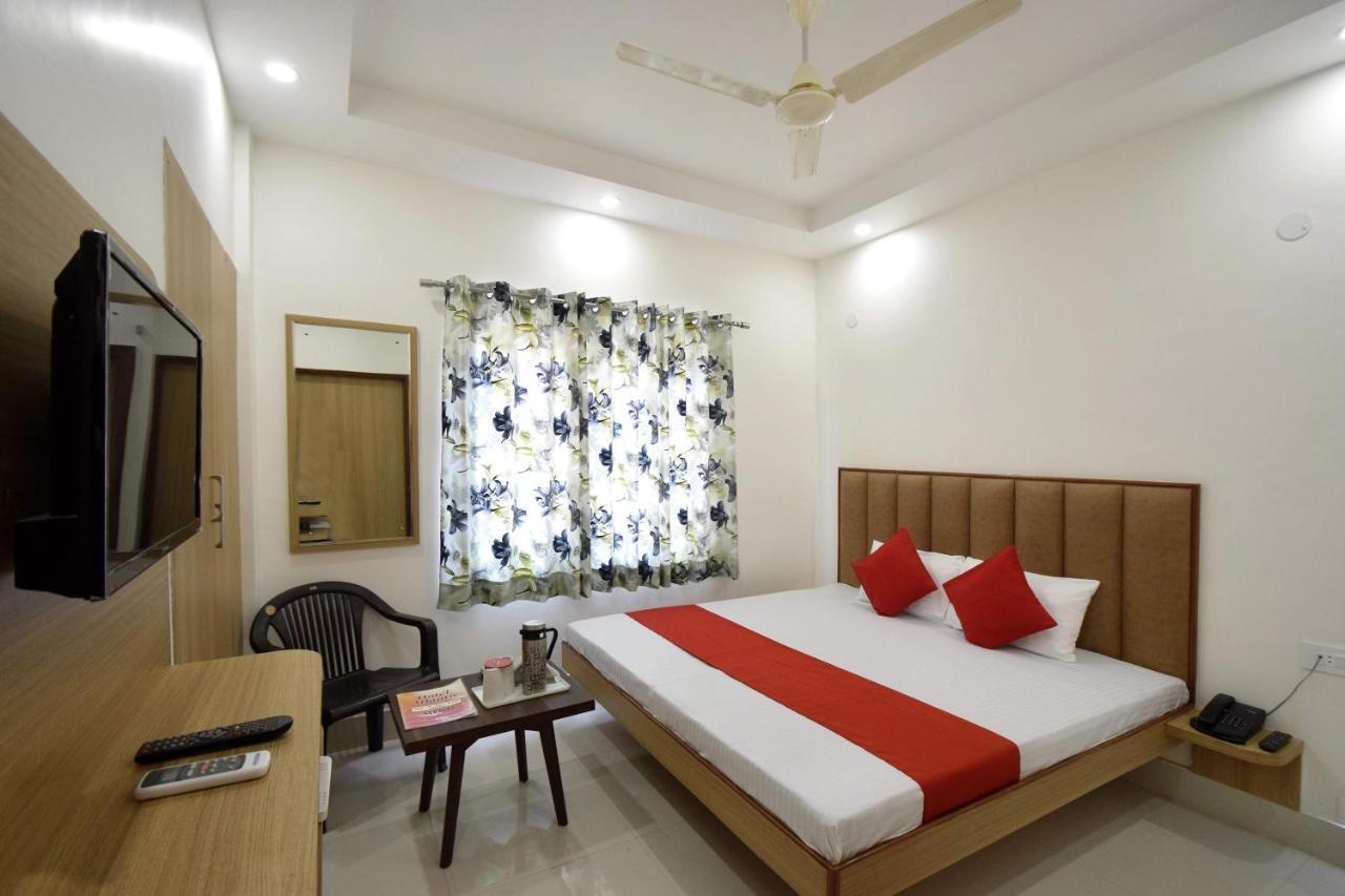 Hotel Atlantic Alwar Exterior foto